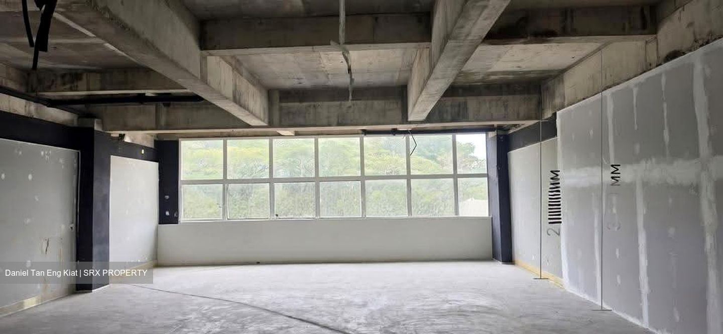 Old Holland Road (D10), Office #626369071